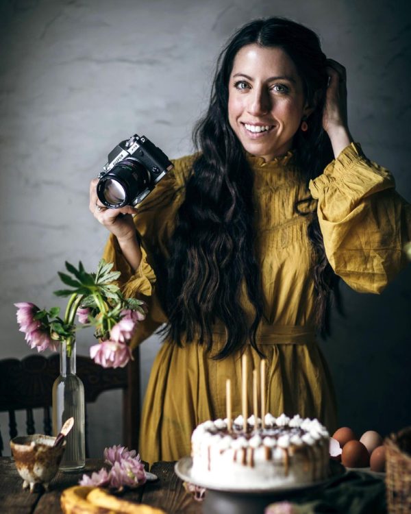 Eva Kosmas Flores - Fotografi celebri