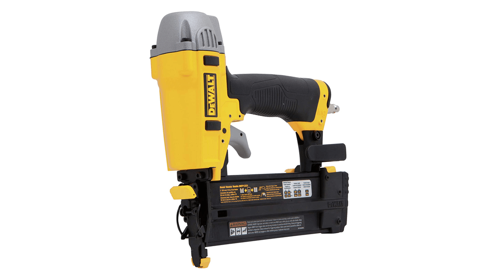 DEWALT Brad Nailer Kit, calibre 18, 2 pulgadas