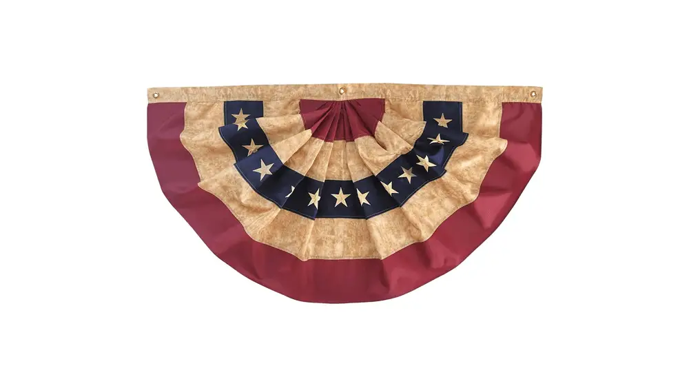 Briarwood Lane Tea Stained Patriotic Wimpelkette USA