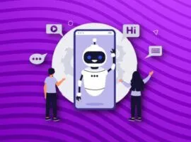 Devasa bir cep telefonunun her iki yanında duran iki kişi, iş amaçlı chatGPT'yi gösteren bir chatbot sergiliyor.