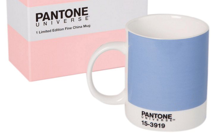 Designer-Geschenkführer-2015-Pantone-Becher