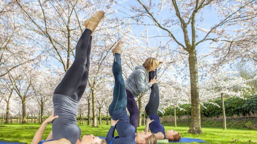 instructora de yoga